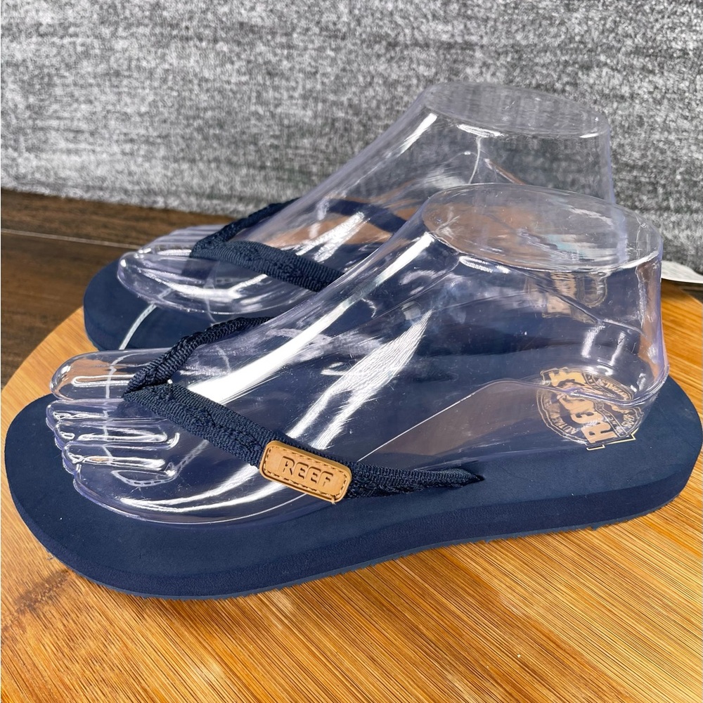 WOMEN'S REEF NAVY/NAVY BLUE GINGER BEACH/POOL FLIP FLOP SANDALS SIZE 9 NWT